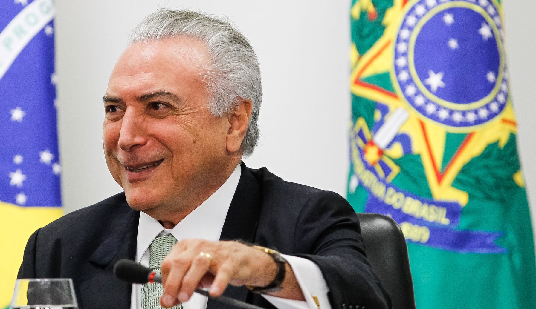 Temer vai procurar sucessor para fazer reforma da Previdência