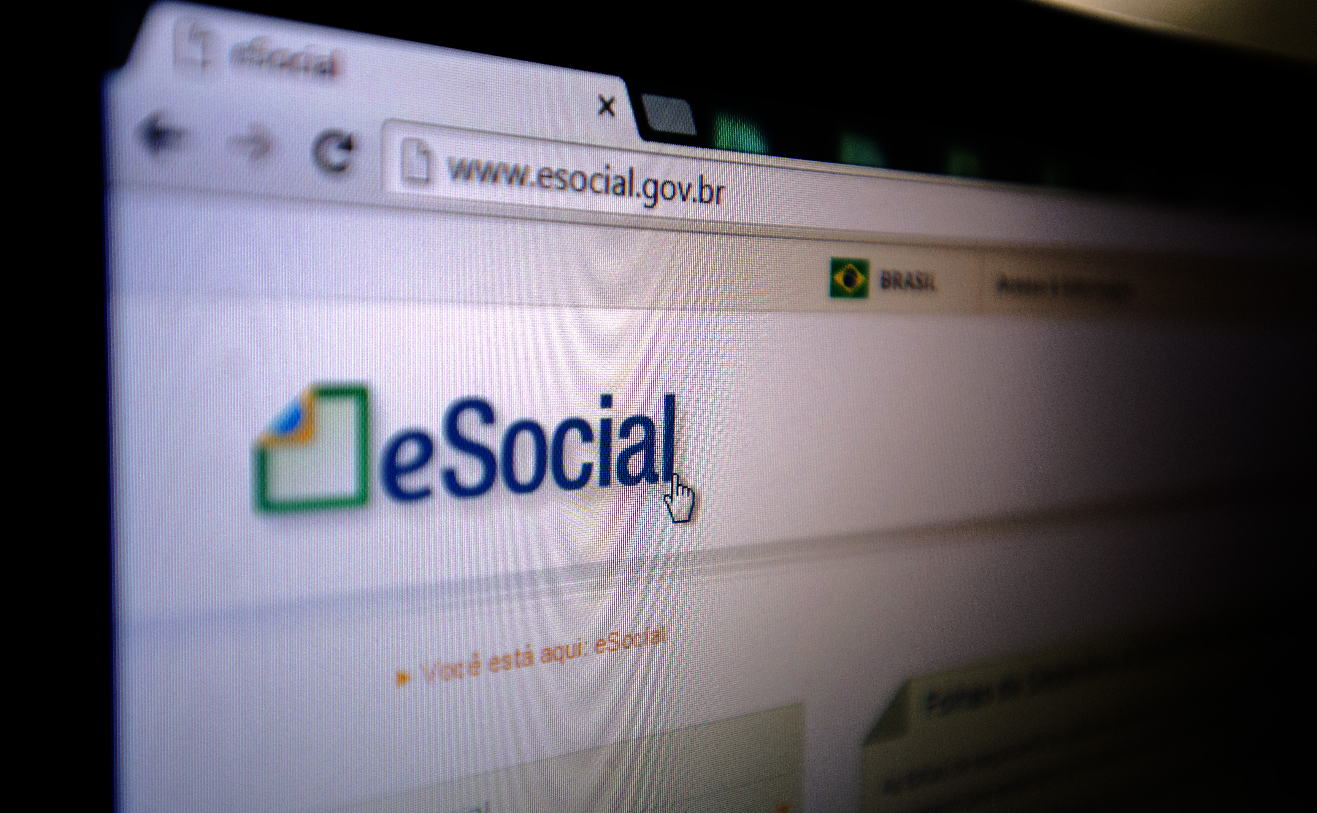 Adesão de empresas privadas ao e-Social vai até 31 de agosto